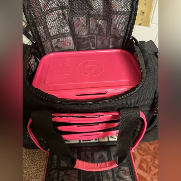 Black and Pink 6 Pack Meal Tote Bag - Picture 9 of 13